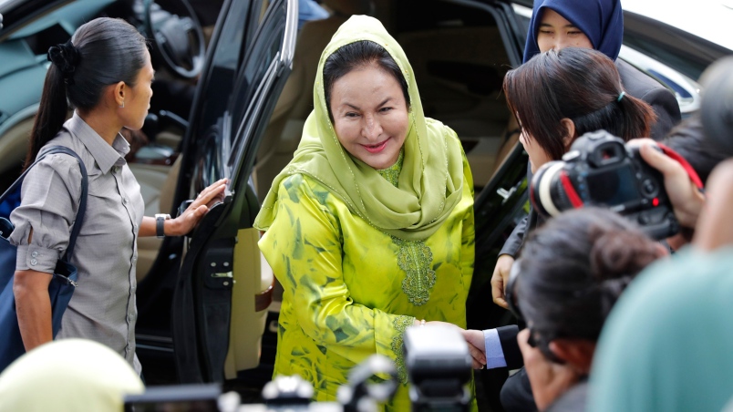 Datin Seri Rosmah ditahan SPRM, didakwa esok
