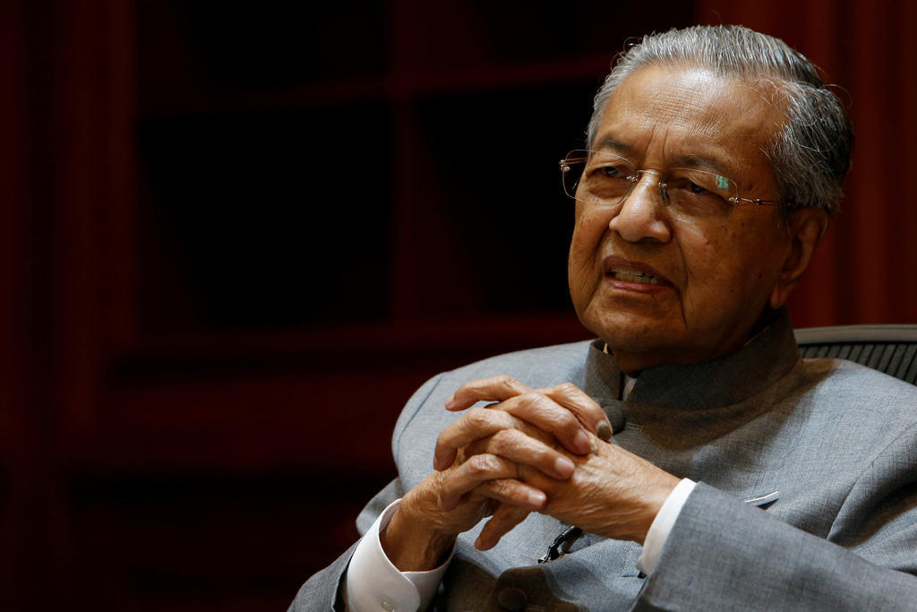 Kenaikan gaji punca kos sara hidup naik - Dr. Mahathir