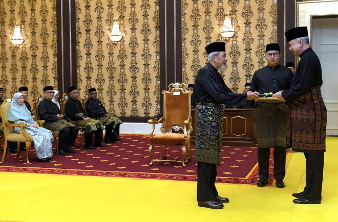 Selepas pindaan perlembagaan negeri Tun Juhar dilantik TYT 'Sepanjang Hayat'