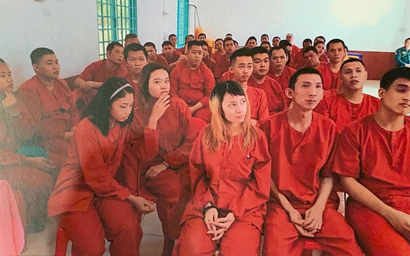 47 tahanan di Kemboja : Kerana miskin, sindiket atau judi haram?