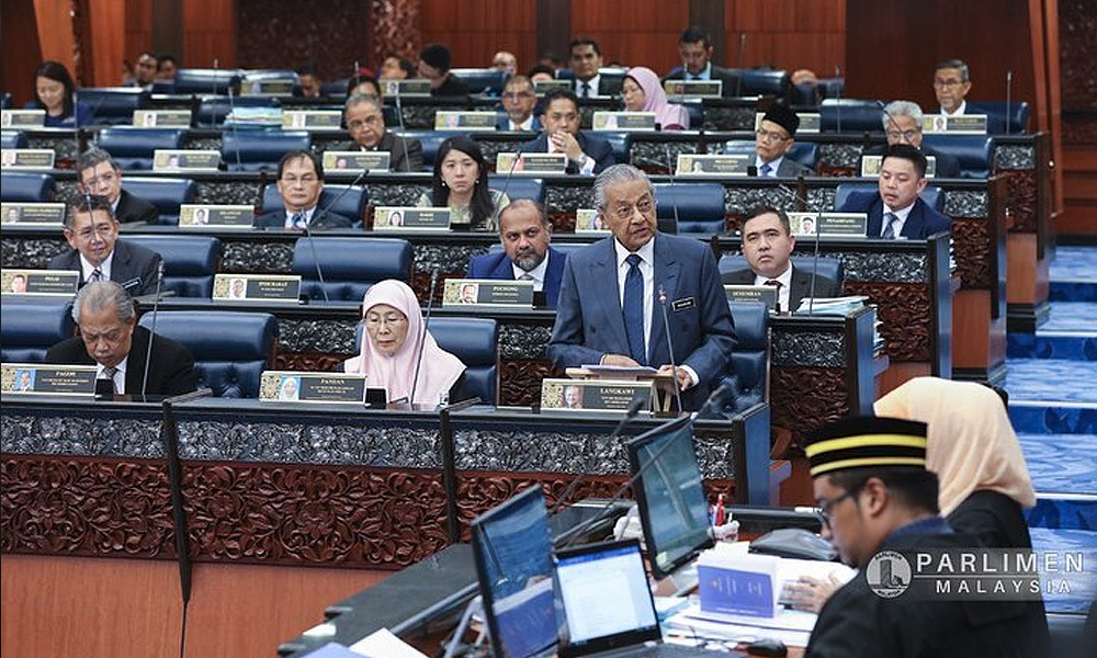 Kerajaan PH gagal pinda perlembagaan status Sabah Sarawak
