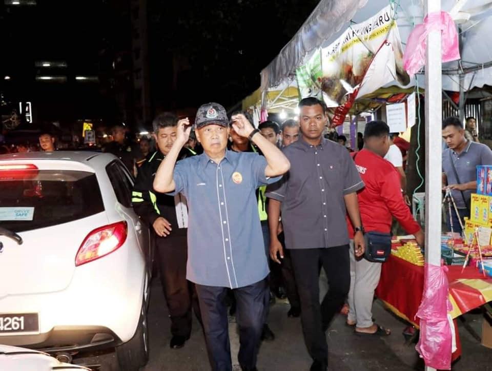 Menteri KDN dan Imigresen serbu Kampung Baru dan Chow Kit