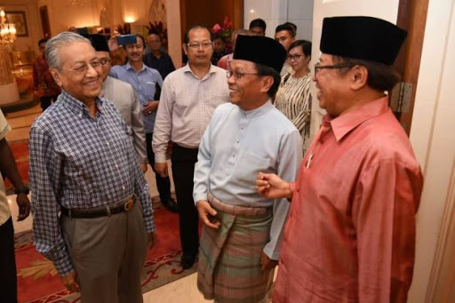 Isu tuntutan Sabah, Sarawak pemimpin mereka setuju penyelesaian menang-menang, kata Dr M