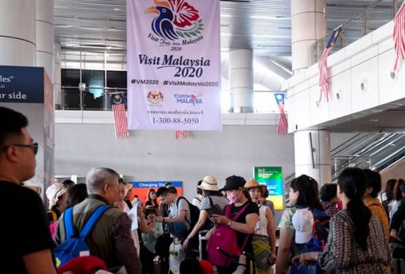 Didesak rakyat kini Malaysia gantung visa rakyat China dari Wuhan, Hubei