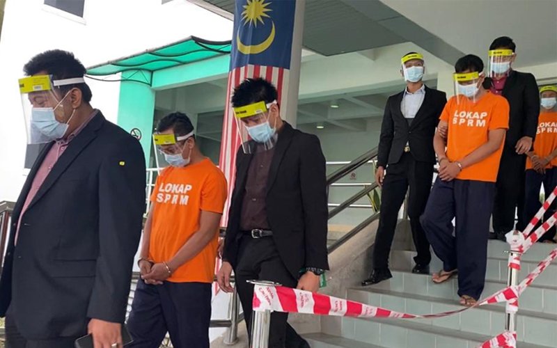 27 pegawai imigresen di Putrajaya, Selangor, Johor, Sabah, Sarawak antara ditahan kes rasuah  'Passpot'