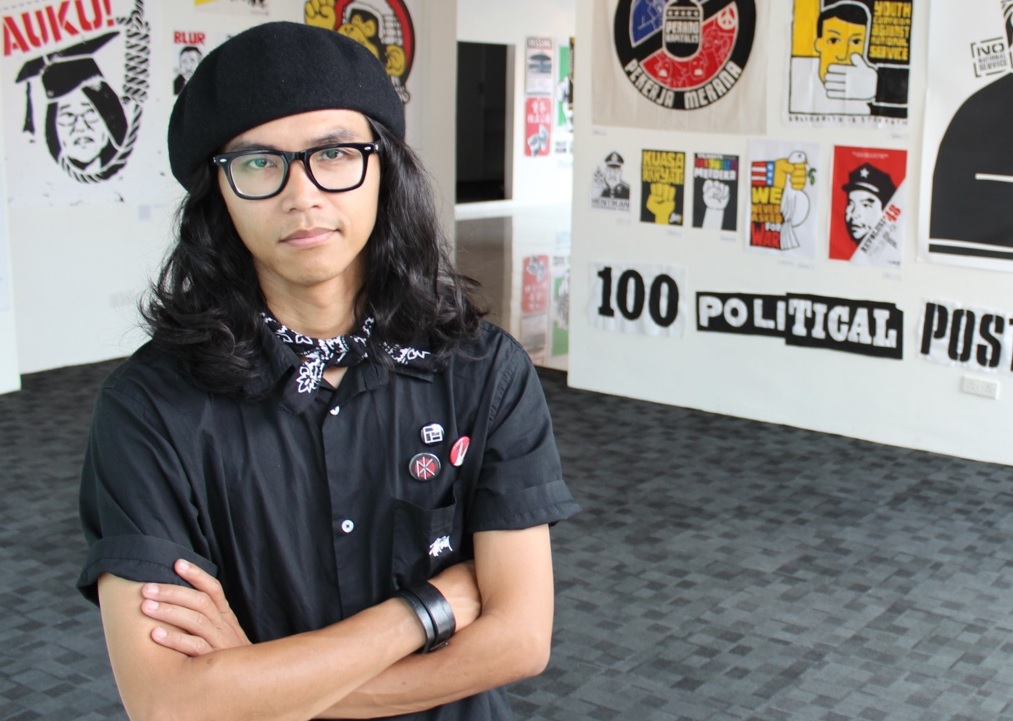 Hina Permaisuri Agong: Aktivis PH Fahmi Reza ditahan polis