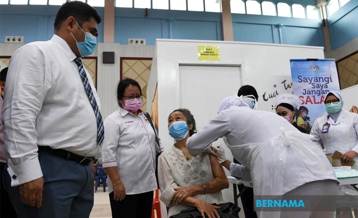 Sabah Sasar 268,000 Penerima Vaksin COVID-19 Fasa Kedua