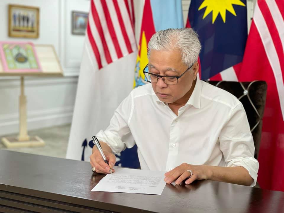 Ismail Sabri zahir penghargaan kepada PM, Presiden UMNO