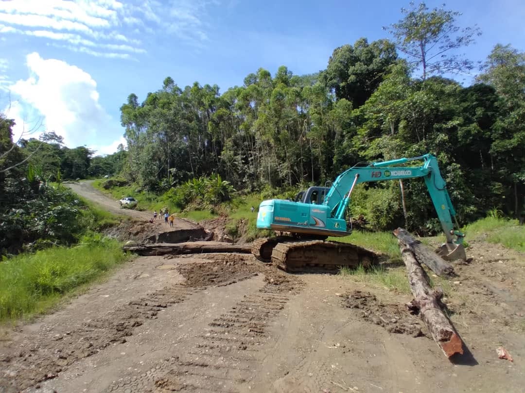 Jambatan runtuh, tindakan segera Kerajaan GRS legakan penduduk Kg Long Mio Long Pasia di Sipitang 
