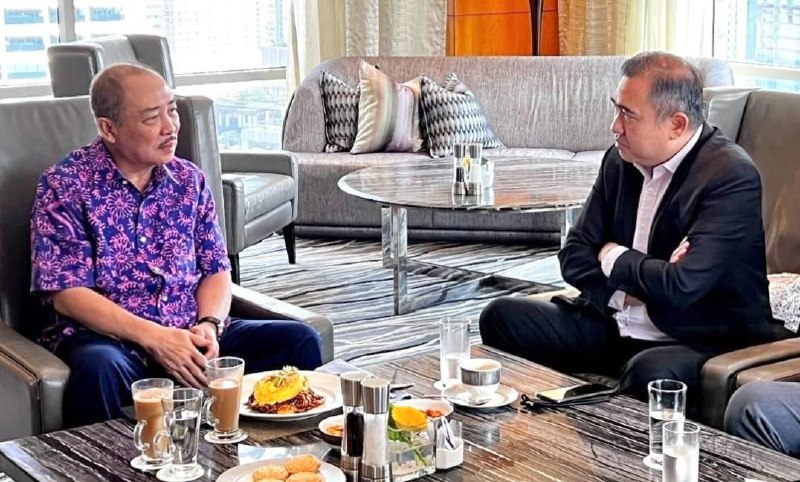 Ketua Mentari Sabah, Datuk Seri Hajiji Noor bertemu pemimpin DAP
