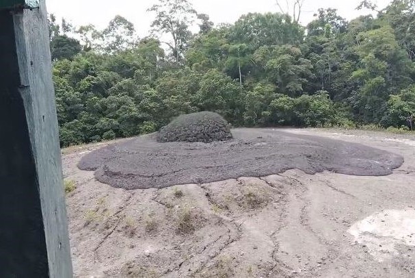 Gunung berapi lumpur ‘meletus’ di Lahad Datu