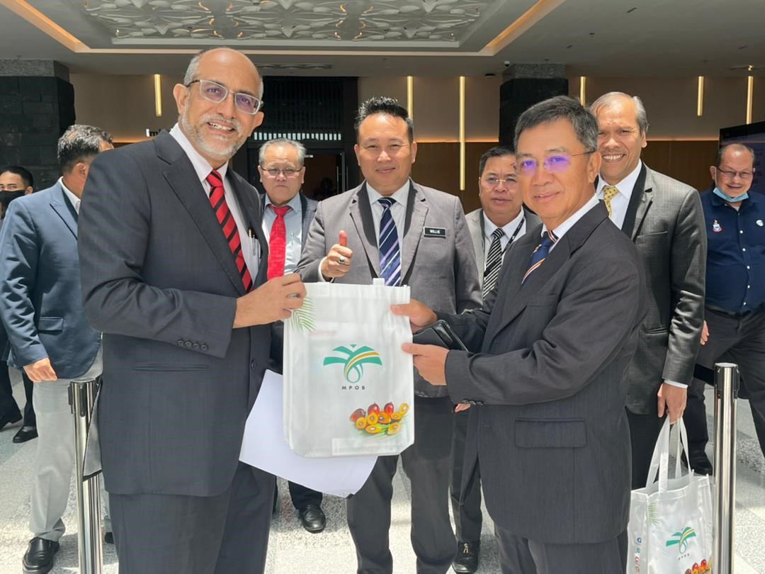 Sabah fokus pada teknologi dan inovasi bagi meningkatkan sektor minyak sawit